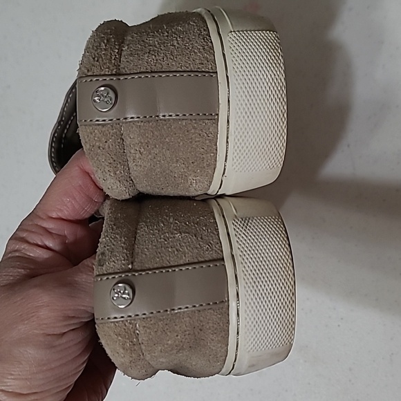 Sam Edelman slip-on suede sneakers size 6 - Picture 4 of 10